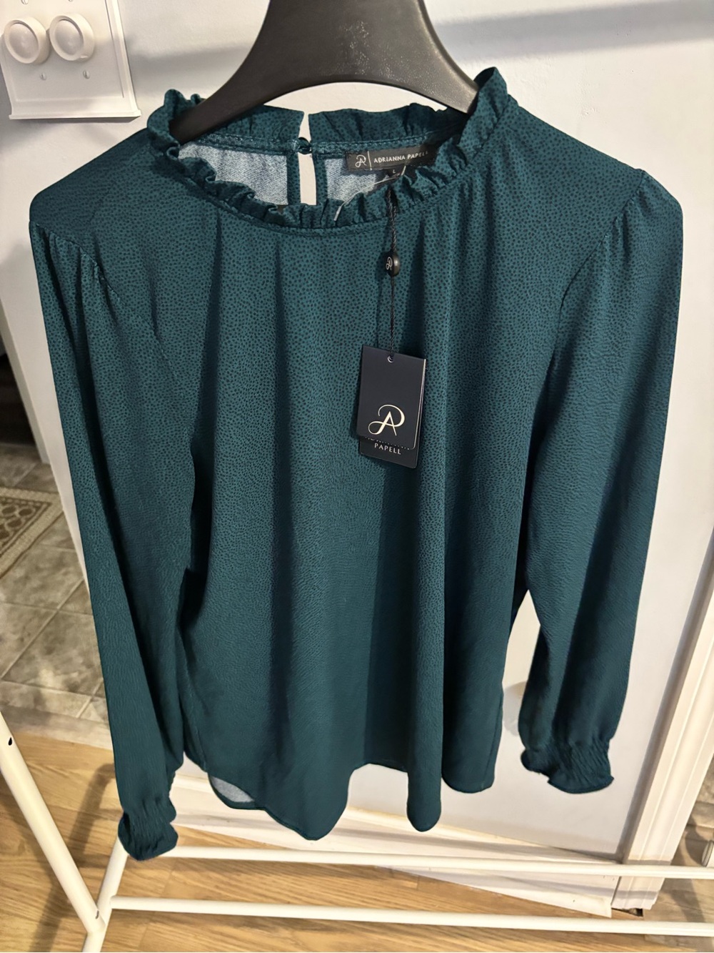 Feminine Coquette Adrianna Papell Teal Ruffle-Neck Blouse Large